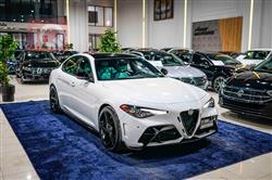 ئەلفا رۆمیۆ Giulia